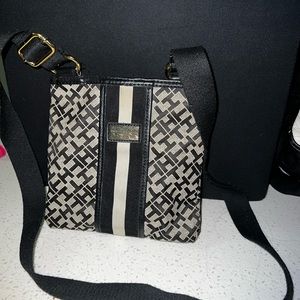 Tommy Hilfiger cross body